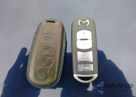 2017 Mazda Mazda3 Touring из США, поврежденный, VIN 3MZBN1V76HM114144